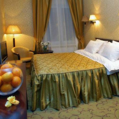 Royal Hotels And Spa Resorts Promenad トラスコヴェッツ エクステリア 写真