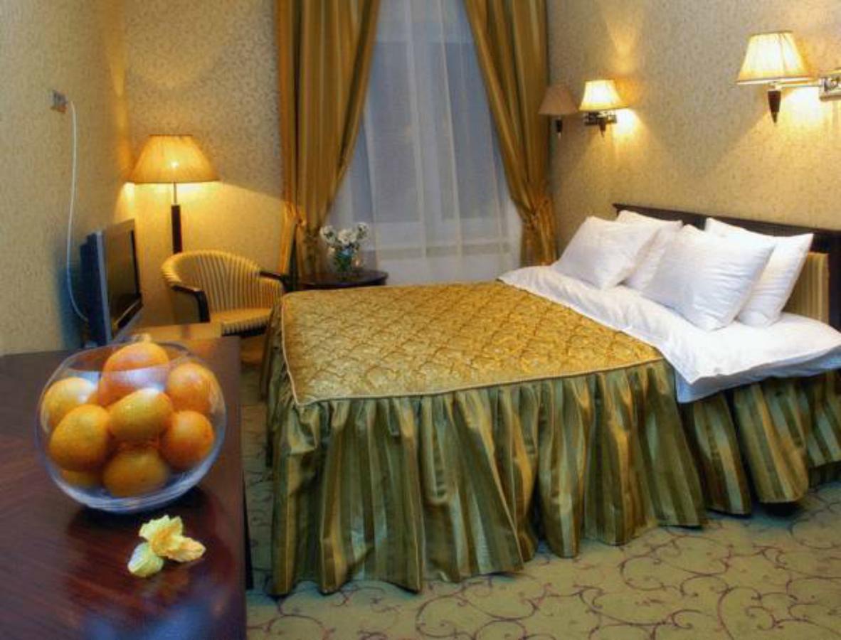 Royal Hotels And Spa Resorts Promenad トラスコヴェッツ エクステリア 写真
